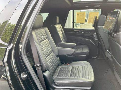 Certified 2024 Cadillac Escalade V AWD/4WD image 37