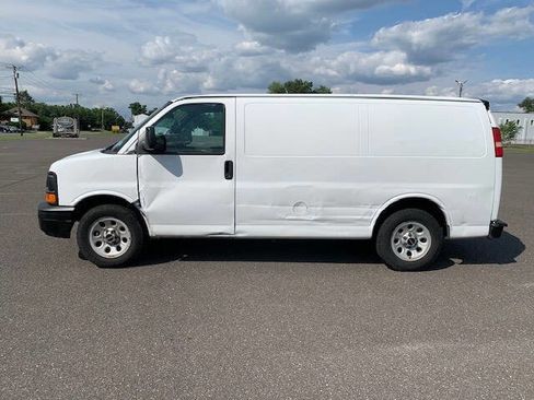 Used 2014 GMC Savana 1500 image 6