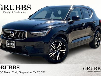 Certified 2025 Volvo XC40 B5 Core
