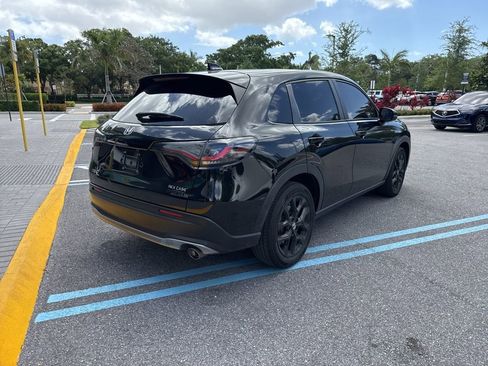 Used 2023 Honda HR-V Sport image 5