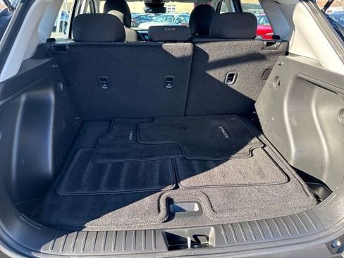 Certified 2024 Hyundai Kona SE image 40