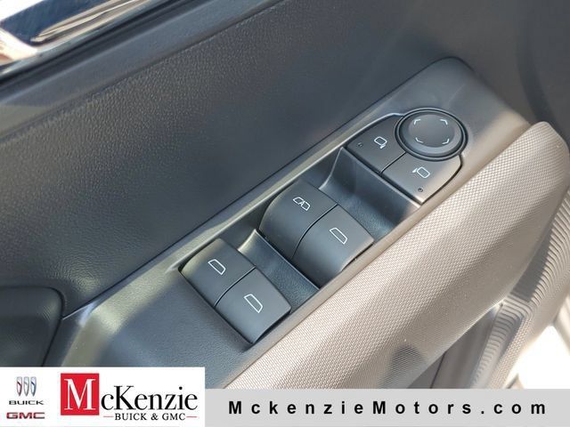 New 2026 GMC Canyon Elevation w/ Technology Package RWD image 9