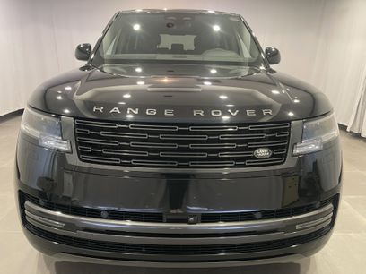 Used 2025 Land Rover Range Rover SE