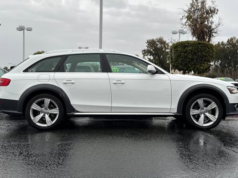 Used 2013 Audi A4 Premium Plus w/ Premium Plus Pkg image 4