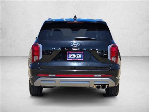 Used 2025 Hyundai Palisade SEL FWD image 6