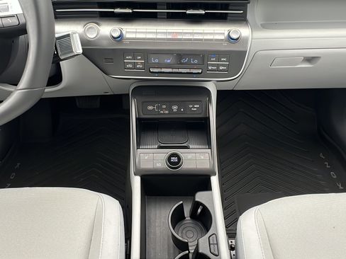 Certified 2024 Hyundai Kona SEL w/ Convenience Package FWD image 15