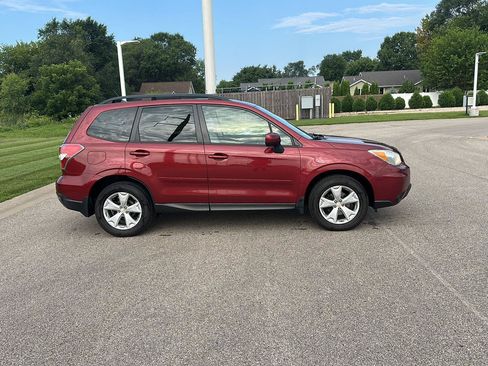 Used 2015 Subaru Forester 2.5i Premium w/ Popular Package #2 AWD/4WD image 2