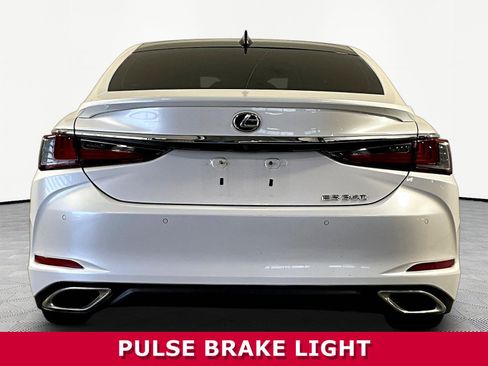 Used 2021 Lexus ES 350 w/ Accessory Package FWD image 5