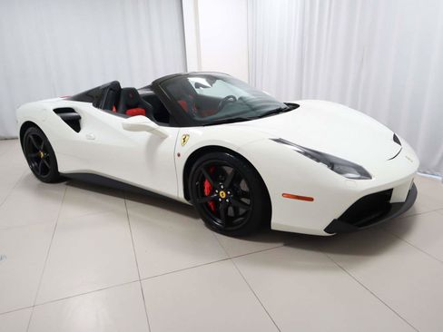 Certified 2018 Ferrari 488 Spider RWD image 6