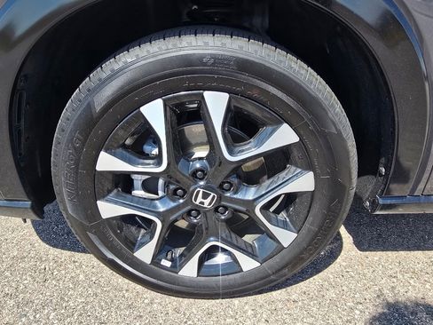 Used 2026 Honda HR-V EX-L image 9