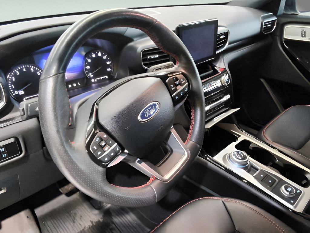 Used 2023 Ford Explorer ST-Line AWD/4WD image 13