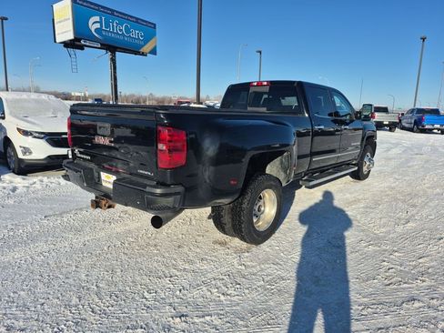 Used 2018 GMC Sierra 3500 Denali w/ Duramax Plus Package image 5
