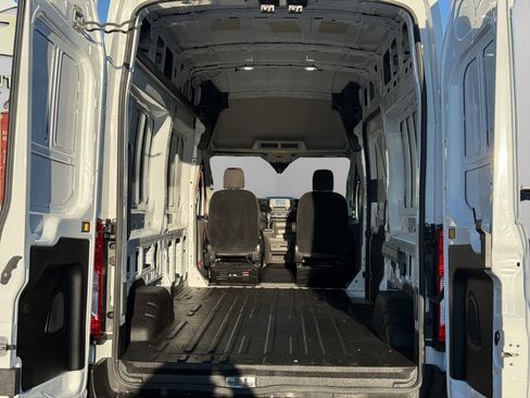 Used 2023 Ford Transit 250 148 High Roof image 20