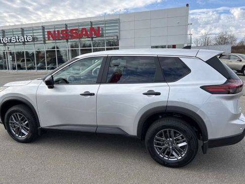 Certified 2025 Nissan Rogue S AWD/4WD image 8