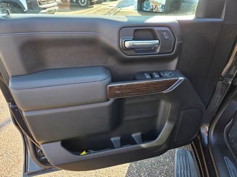 Used 2022 GMC Sierra 1500 Elevation w/ X31 Off-Road Package image 13