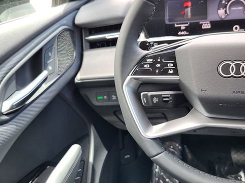 New 2026 Audi Q3 quattro 2.0T AWD/4WD image 25