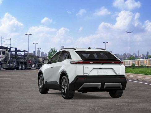 New 2026 Toyota C-HR AWD/4WD image 7