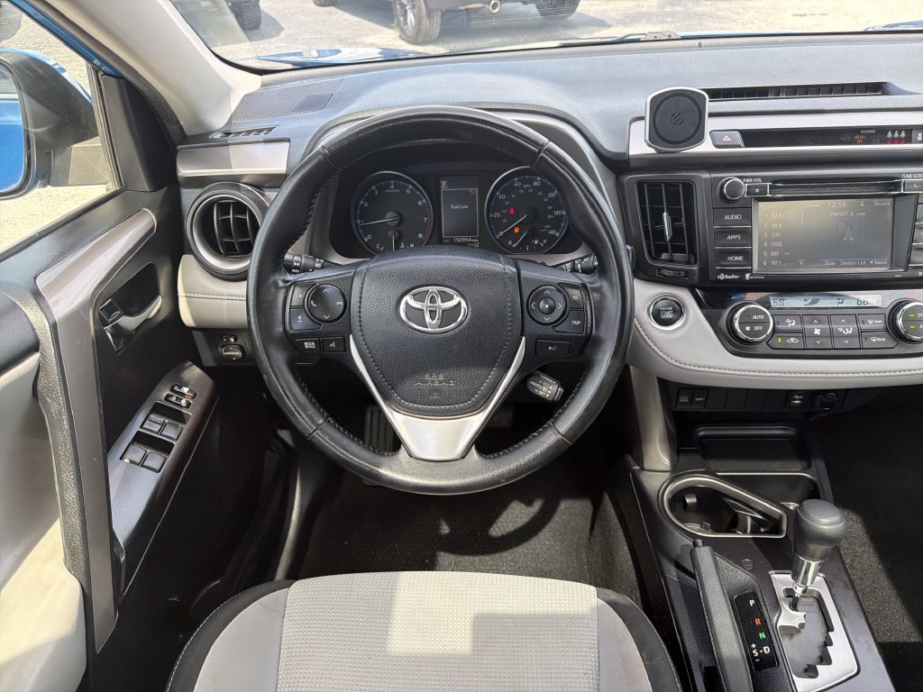 Used 2018 Toyota RAV4 XLE FWD image 14