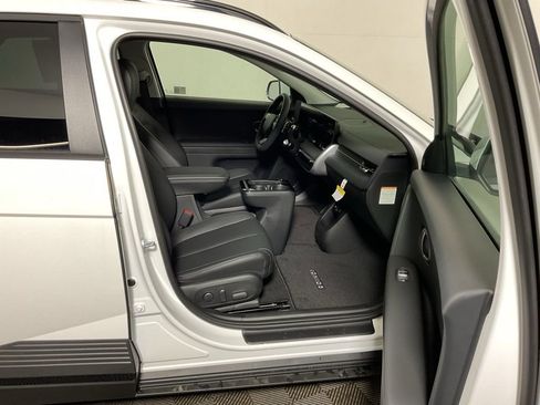 New 2025 Hyundai Ioniq 5 SEL image 36