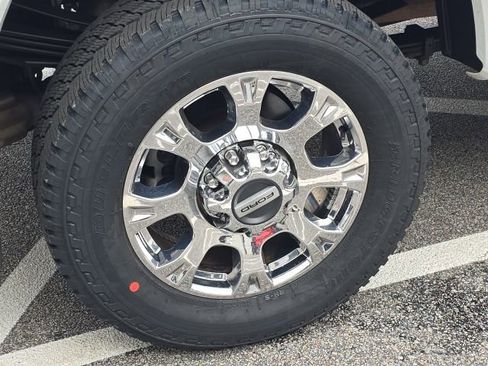 Used 2020 Ford F350 Lariat w/ Lariat Ultimate Package image 14