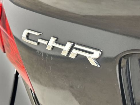 Used 2020 Toyota C-HR LE FWD image 25