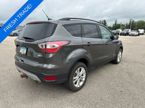 Used 2017 Ford Escape SE w/ Equipment Group 201A AWD/4WD image 7
