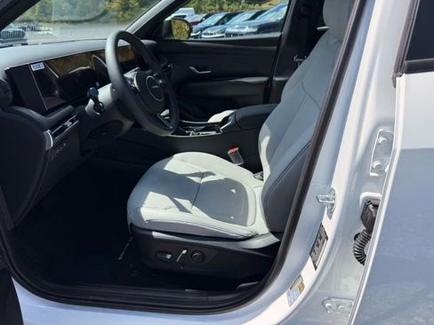 New 2026 Hyundai Santa Cruz SEL FWD image 9