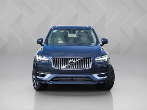 Certified 2024 Volvo XC90 T8 Plus image 2