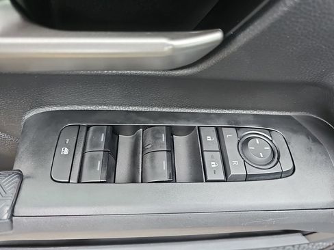 Used 2024 Toyota Tacoma TRD Sport w/ TRD Sport Premium Package image 33