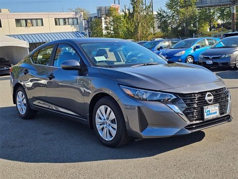 New 2025 Nissan Sentra S image 3