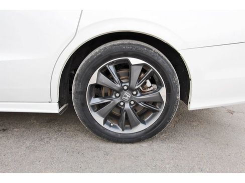 Used 2023 Honda Odyssey Elite image 34