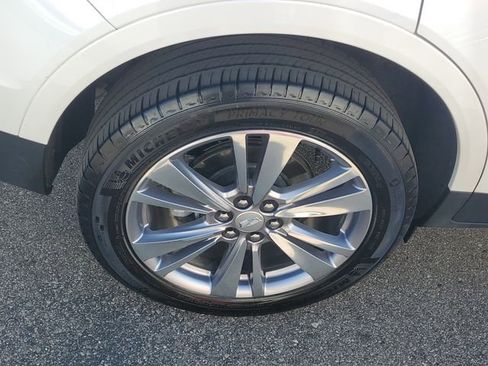Used 2024 Cadillac XT5 Premium Luxury w/ Platinum Package AWD/4WD image 6