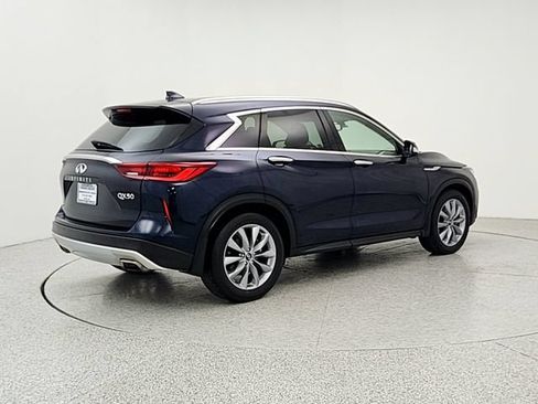 Used 2022 INFINITI QX50 Luxe AWD/4WD image 5