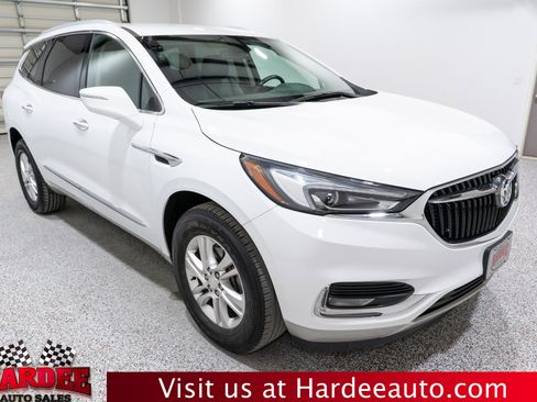 Used 2020 Buick Enclave Essence w/ Sound and Sites Package image 6