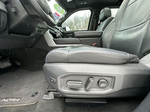 Used 2022 Toyota Tundra Platinum image 16