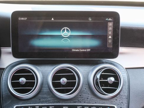 Used 2021 Mercedes-Benz C 300 Sedan image 15