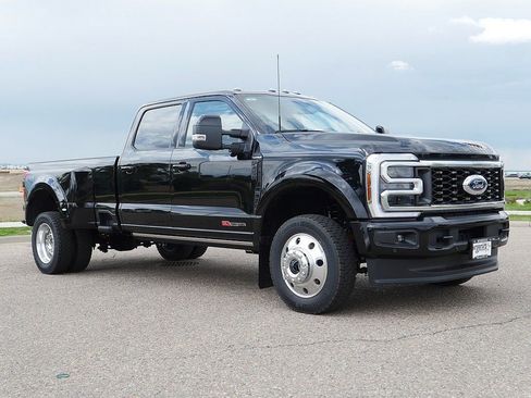 New 2026 Ford F450 Platinum w/ FX4 Off-Road Package AWD/4WD image 7