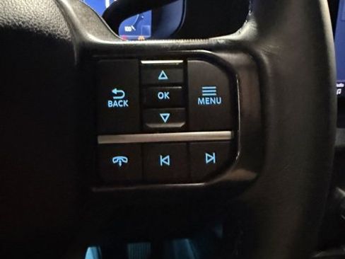 Used 2025 Ford F450 Platinum w/ FX4 Off-Road Package image 15