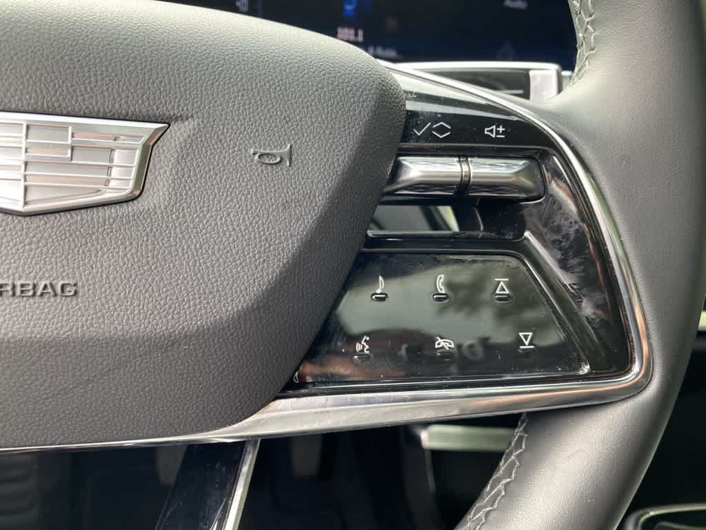 Used 2024 Cadillac Lyriq Tech AWD/4WD image 22
