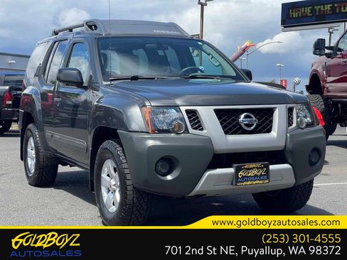 Used 2013 Nissan Xterra S AWD/4WD image 2