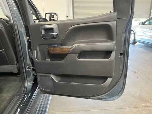 Used 2018 GMC Sierra 1500 Denali w/ Denali Ultimate Package AWD/4WD image 16