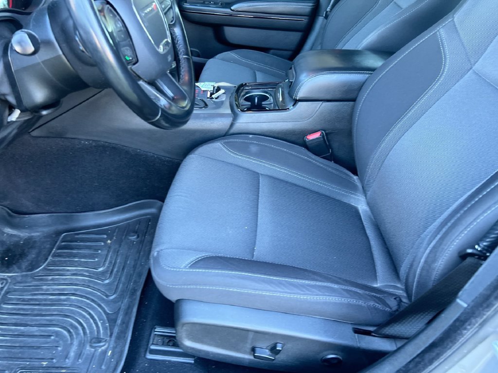 Used 2019 Dodge Charger SXT w/ Blacktop Package RWD image 13