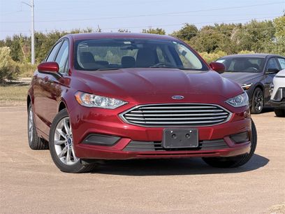 Used 2017 Ford Fusion SE w/ Fusion SE Technology Package