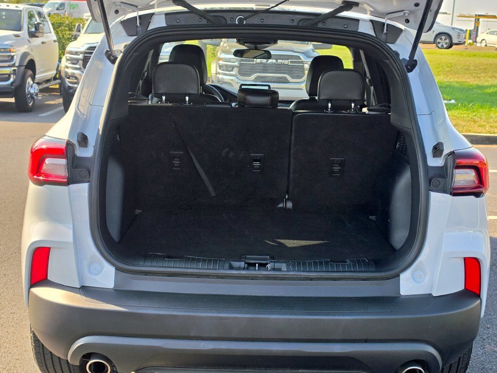 Used 2026 Ford Escape ST-Line FWD image 34