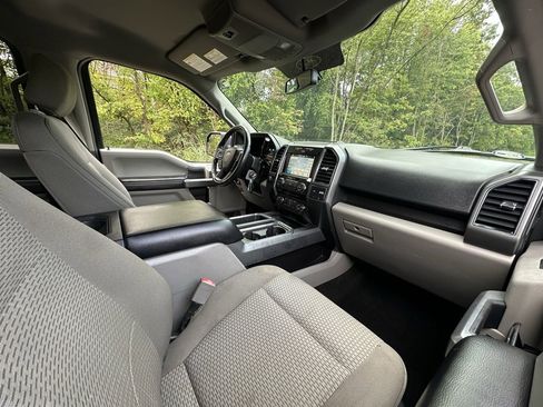 Used 2018 Ford F150 XLT w/ Equipment Group 302A Luxury image 23