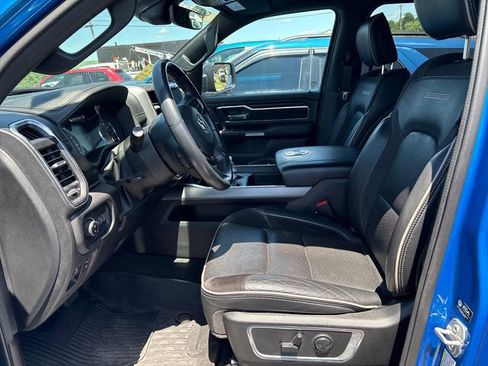Used 2023 RAM 1500 Laramie AWD/4WD image 7