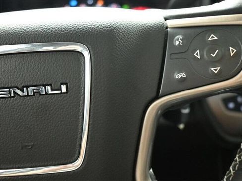 Used 2016 GMC Sierra 1500 Denali image 26