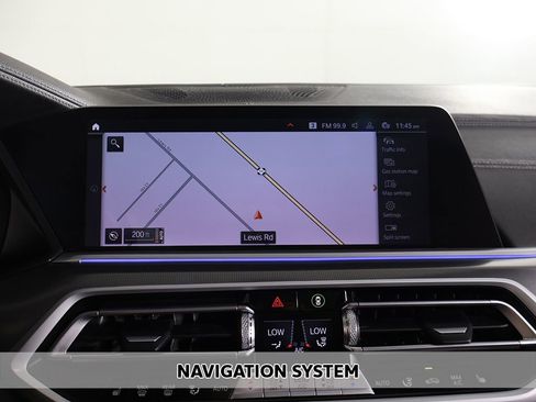 Used 2022 BMW X5 xDrive40i AWD/4WD image 3