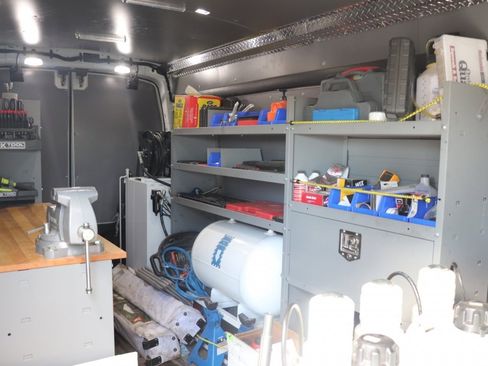 Used 2018 Lincoln Continental Black Label w/ Rear-seat Package image 34