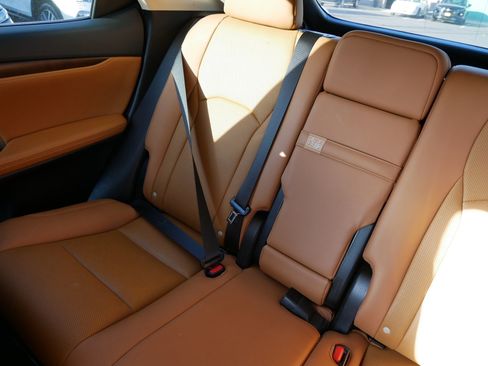 Used 2022 Lexus RX 450h RX 450h image 12